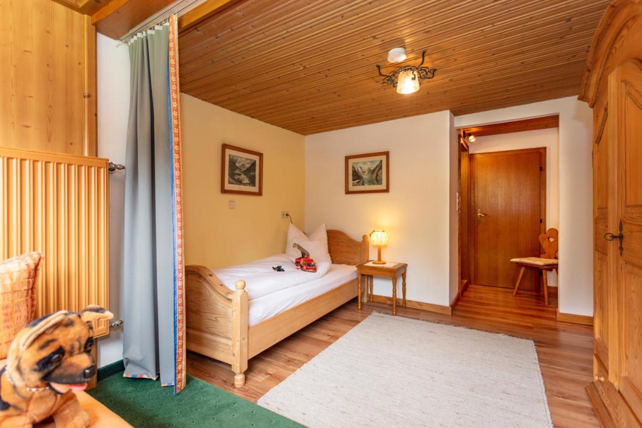 Apartment mit 2 Schlafzimmern und Balkon