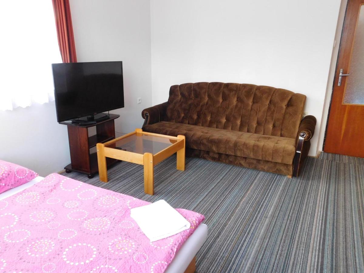 Appartement 2 Chambres (6 Adultes)