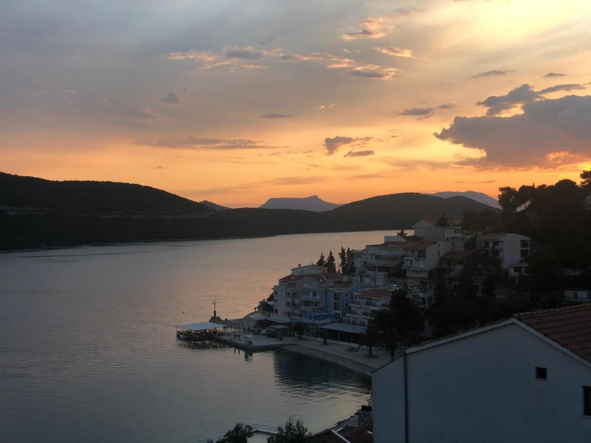 Apartments Njavro Neum - B&B