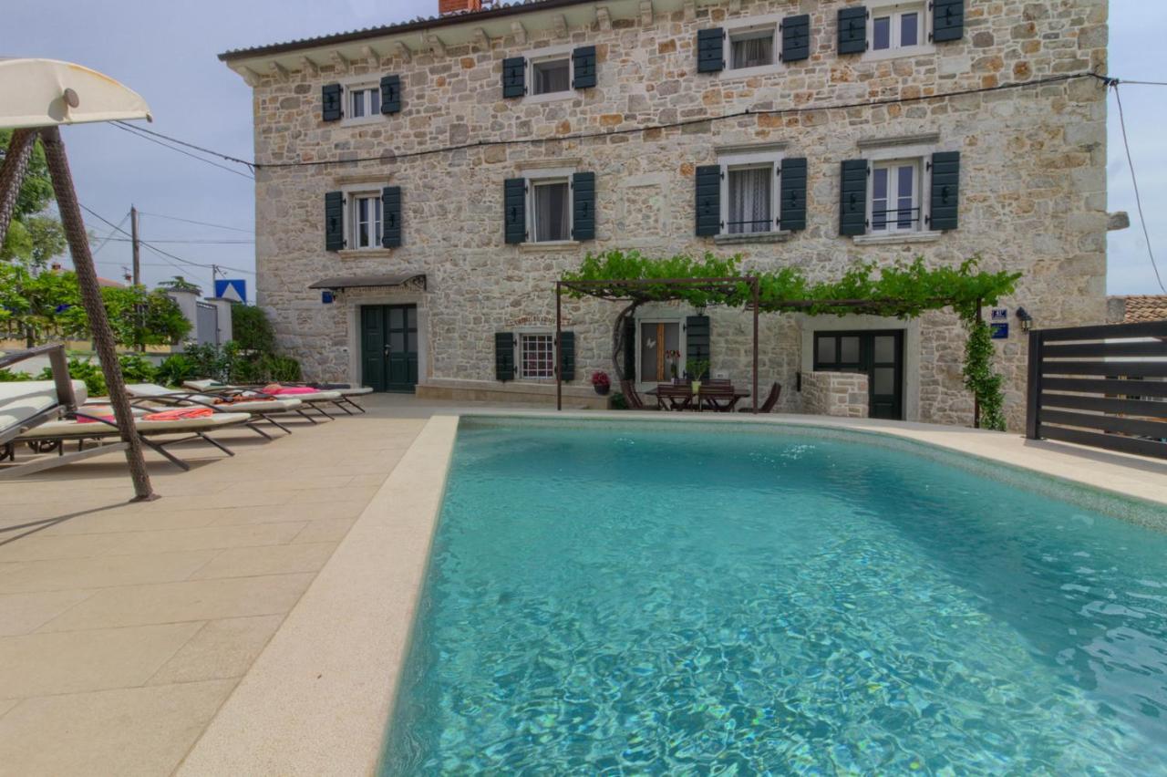 Cozy villa Zita with private pool near town center - Chambres d'hôtes Poreč