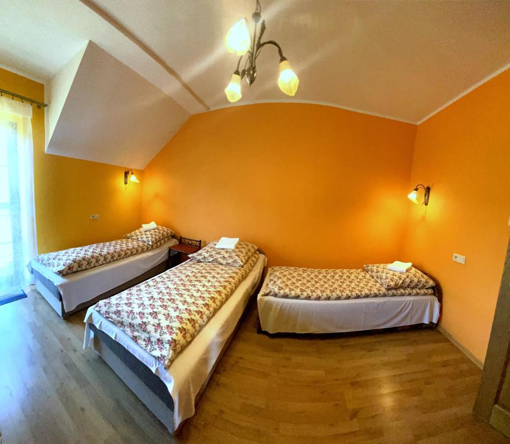 Triple Room with Private Bathroom
