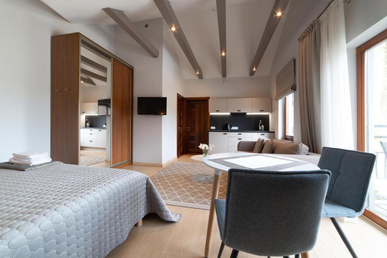 Studio met Kingsize Bed en Slaapbank 