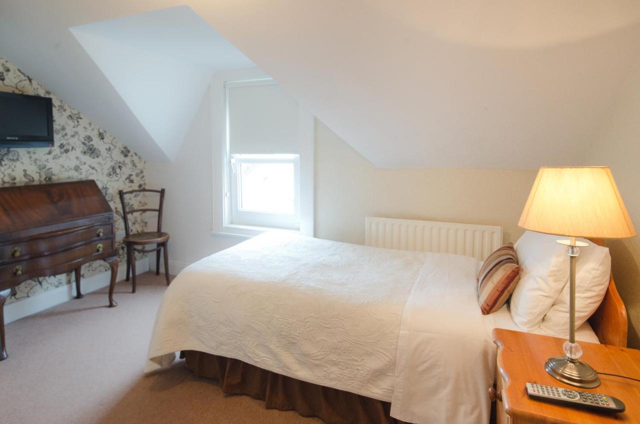 Single Room - En Suite