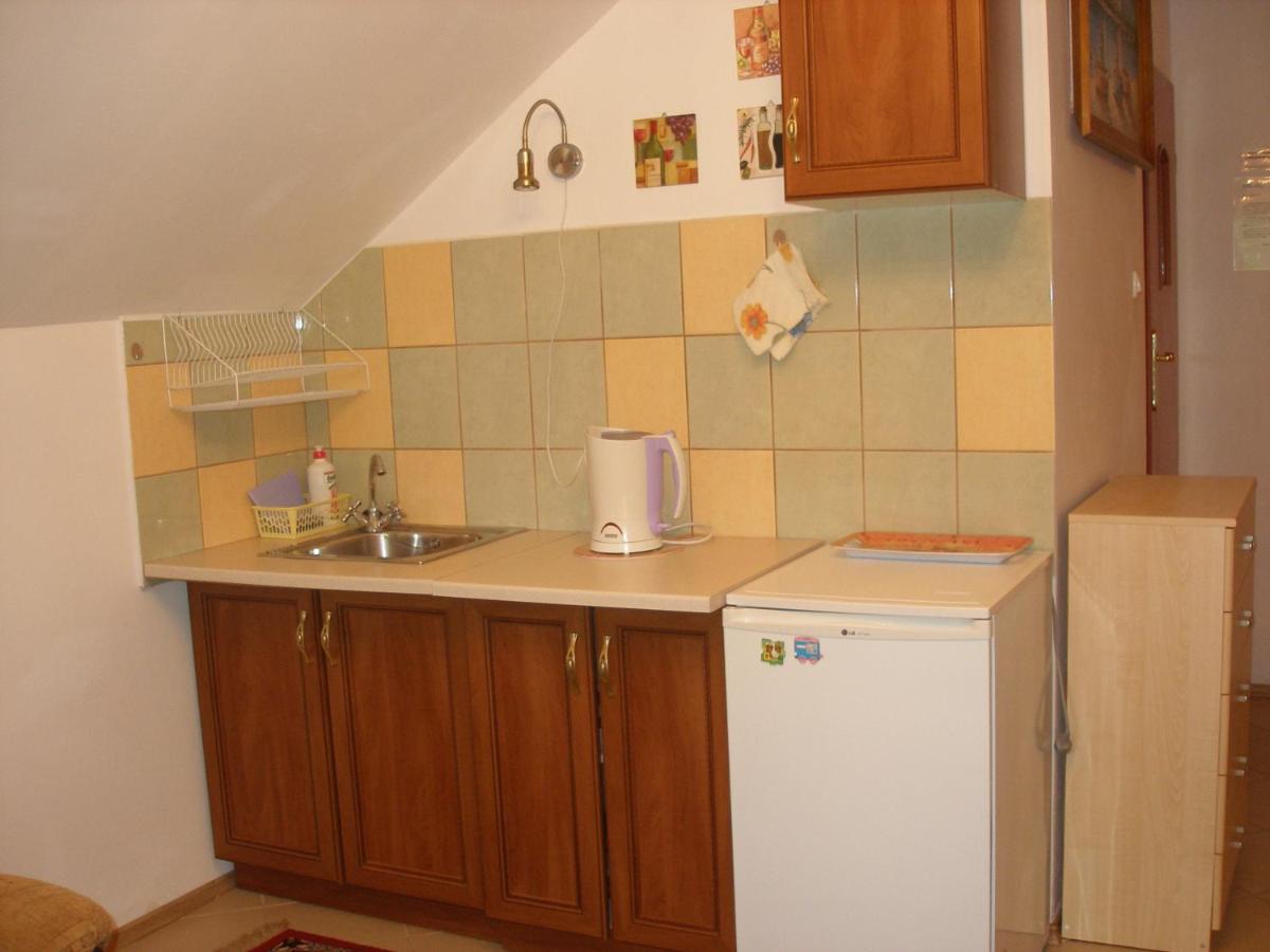 Vierbettzimmer mit eigenem Bad