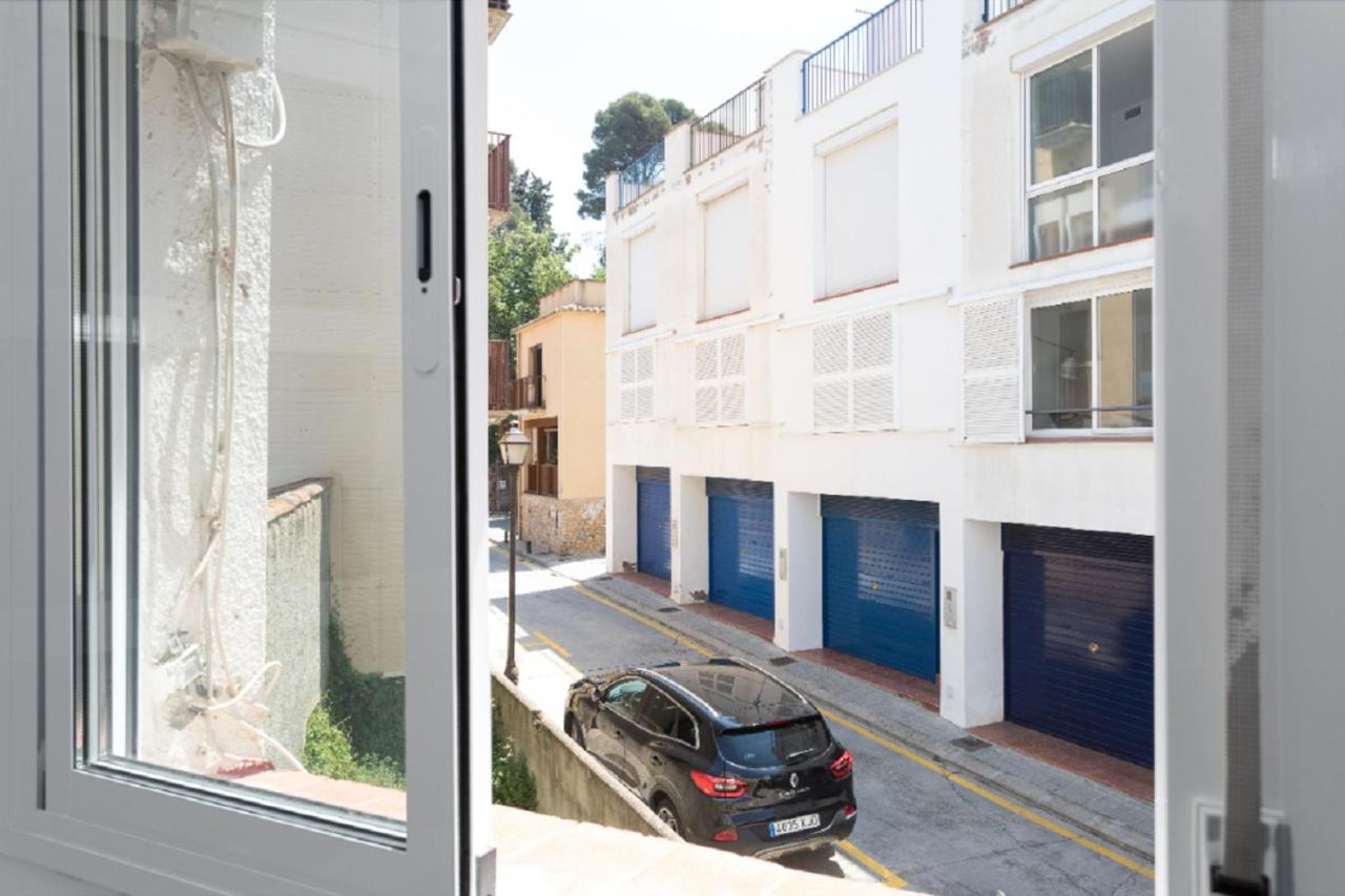 Flat near the beach and center of Tossa de Mar "Sol" - B&B Tossa de Mar