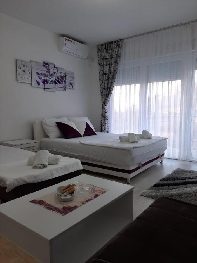 B&B Trebinje - Apartmani Pantovic - Apartman 3 - Bed and Breakfast Trebinje