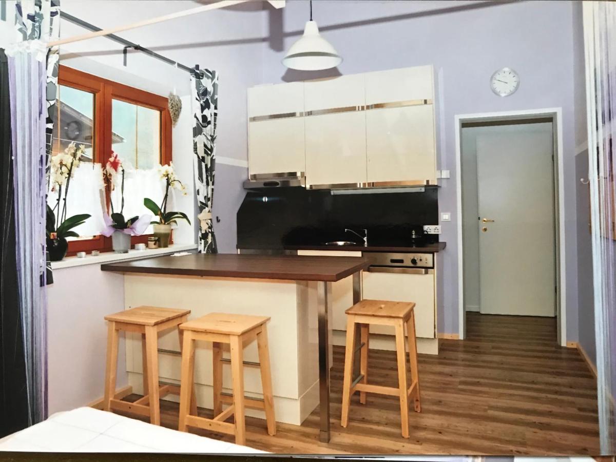 Studio Apartment with Terrace