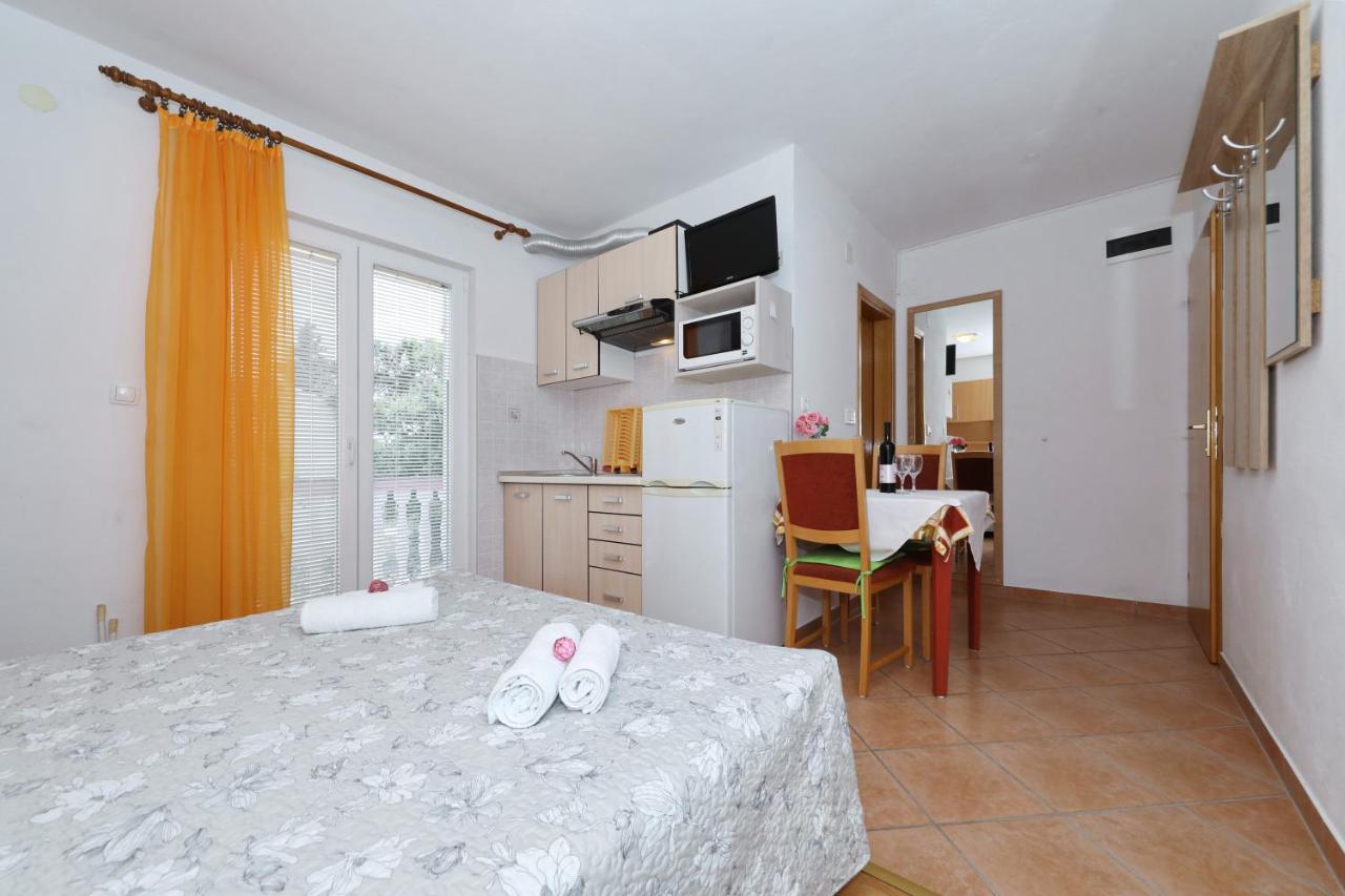 Studio with Balcony