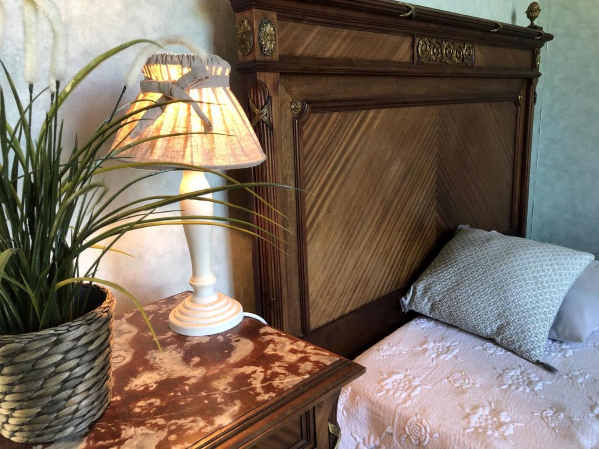 Chambre Double Deluxe (2 Adultes + 1 Enfant)