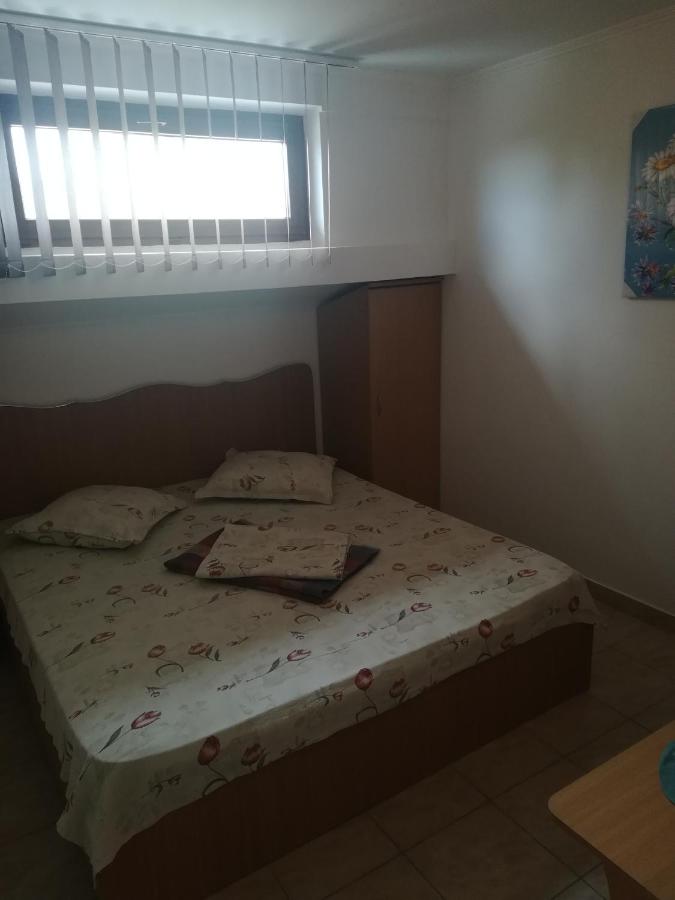 Standaard Tweepersoonskamer met Gedeelde Badkamer