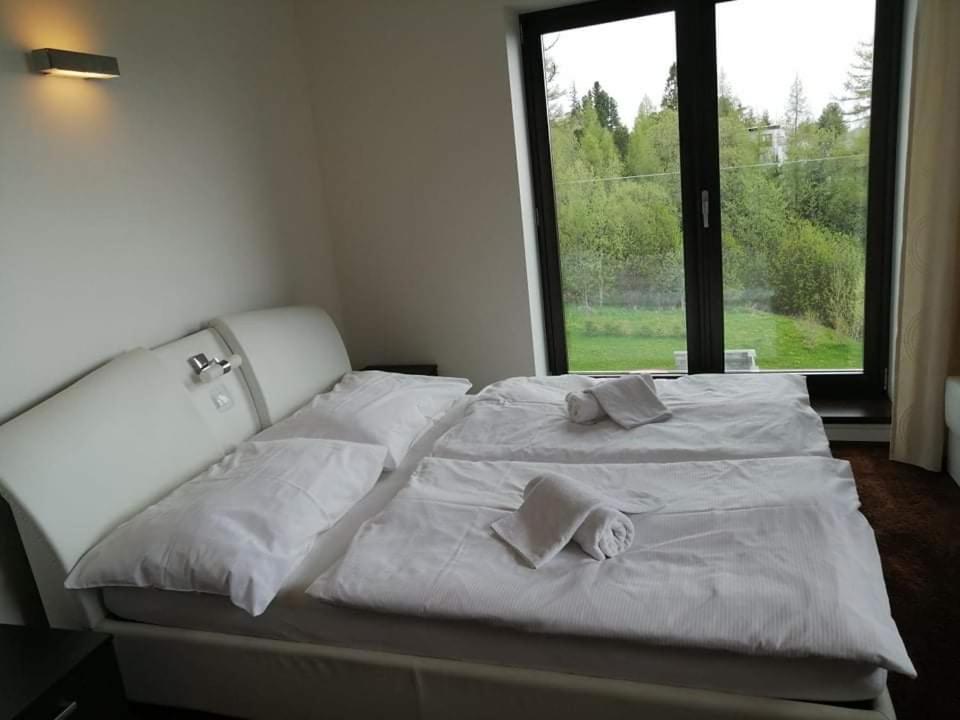Large Two-Bedroom Apartment