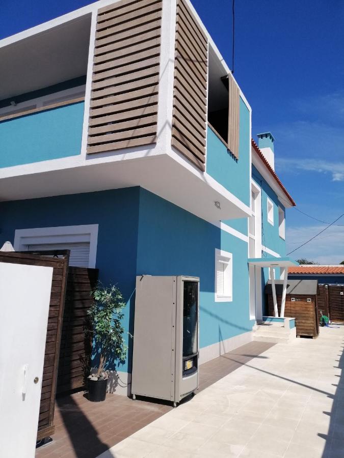 Lisbon Beach Apartments 5 - Bed and Breakfast Costa da Caparica