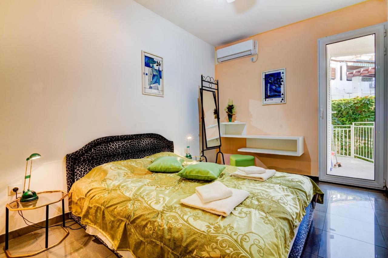 Luxus Apartment mit 1 Schlafzimmer (2-4 Erwachsene)