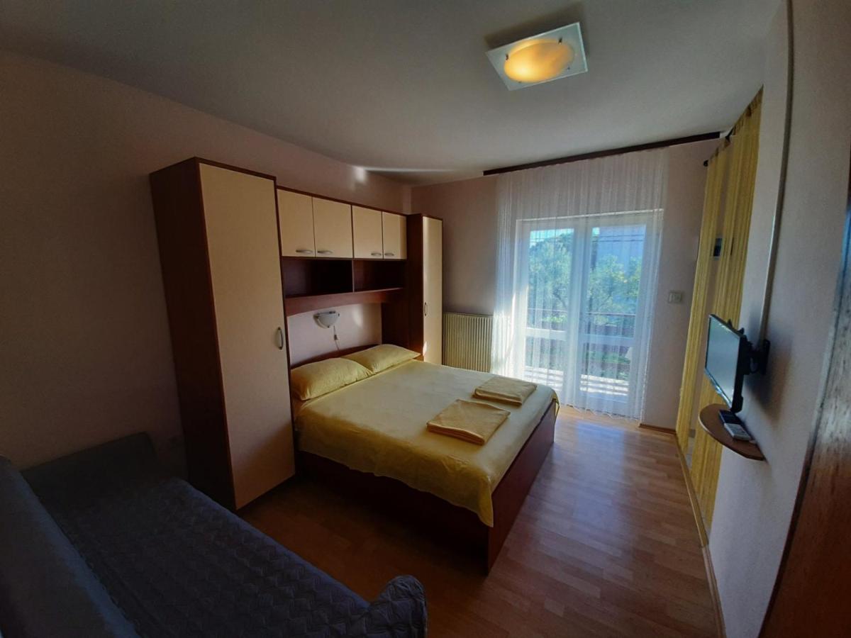 Apartment Španjol Anka - Chambres d'hôtes Rab