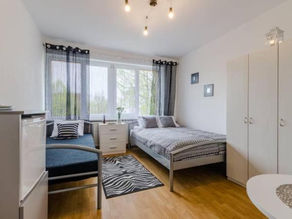 Dreibettzimmer mit eigenem Bad