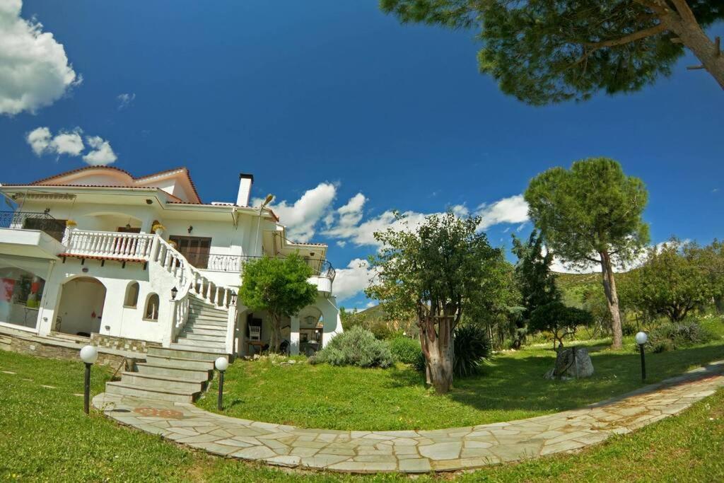 Triple H - B&B
