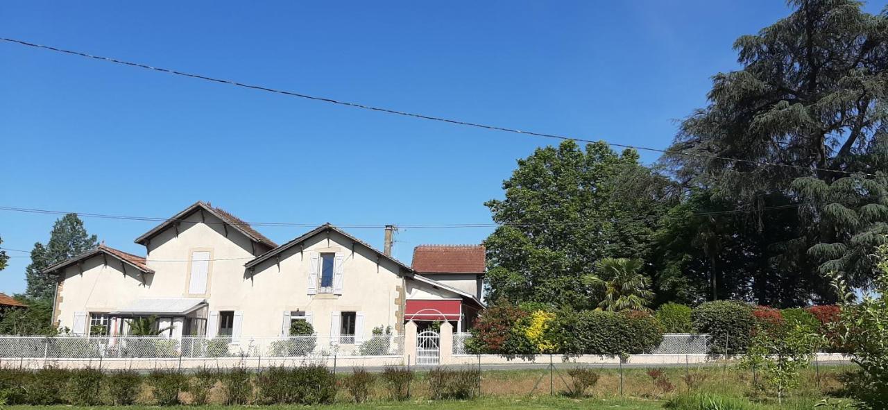 Gîte à la ferme avec piscine - Ferienwohnung