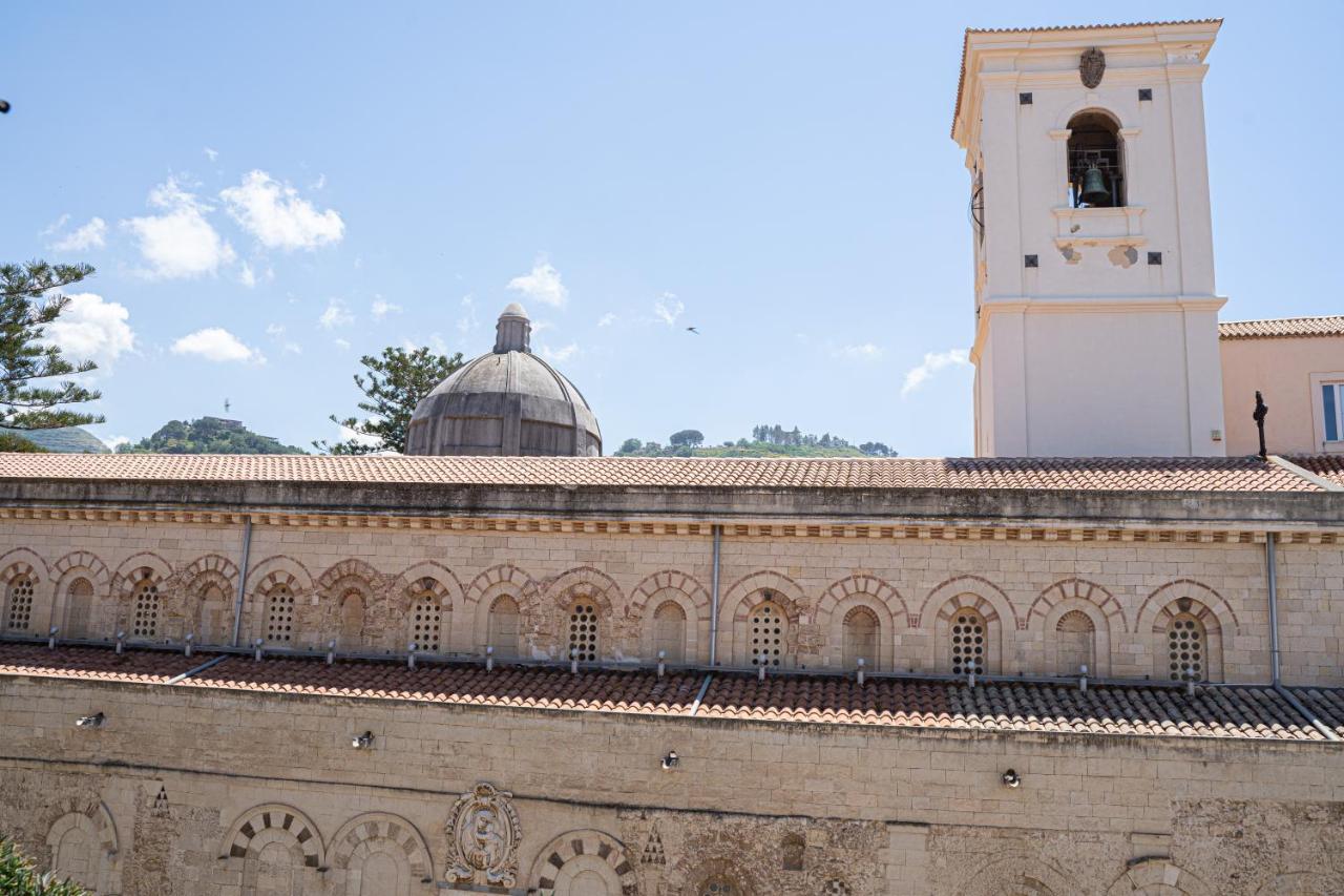 Monolocale con Balcone (3 Adulti)