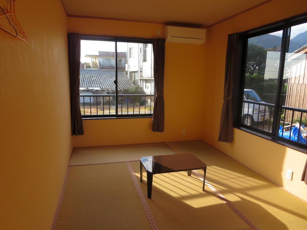 Japanese-Style Room with Shared Shower and Toilet - New Building