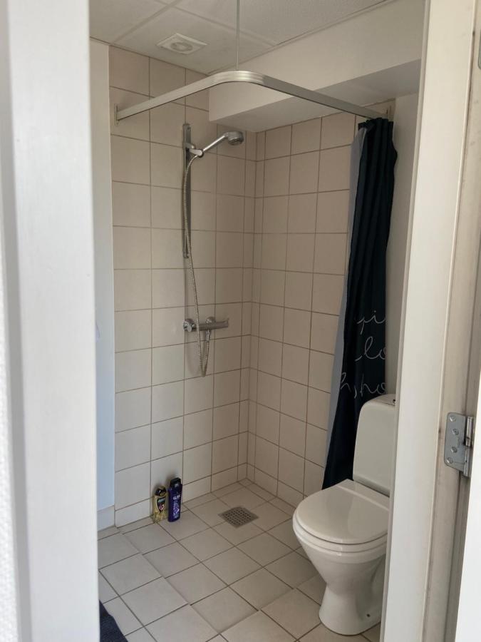 Zweibettzimmer mit Gemeinschaftsbad