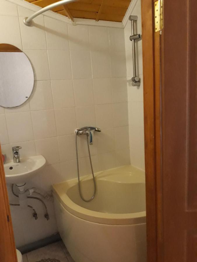 Habitación Triple con ducha