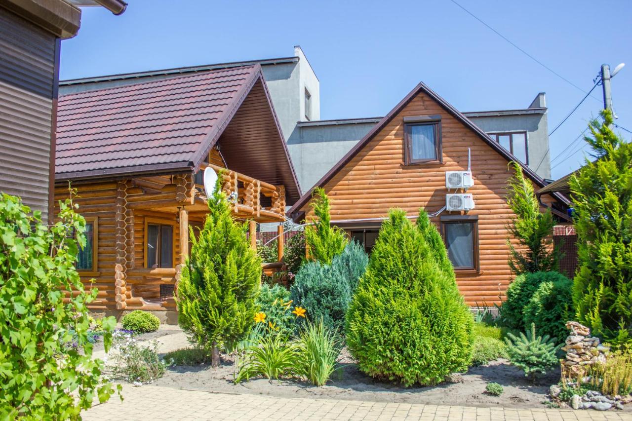Villa Camilla, Затока - Chambres d’hôtes Karolino-Buhaz