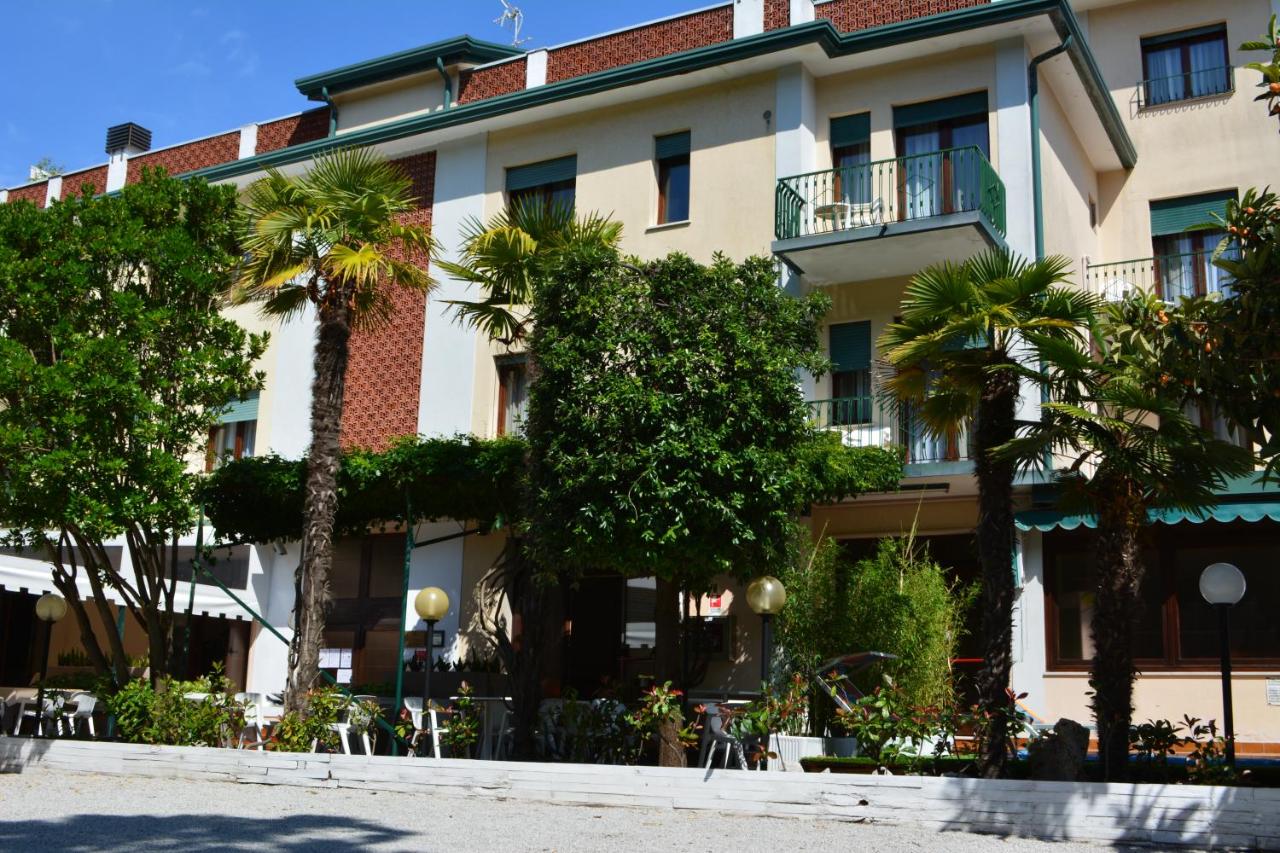 B&B Caorle - Hotel Regina - Bed and Breakfast Caorle