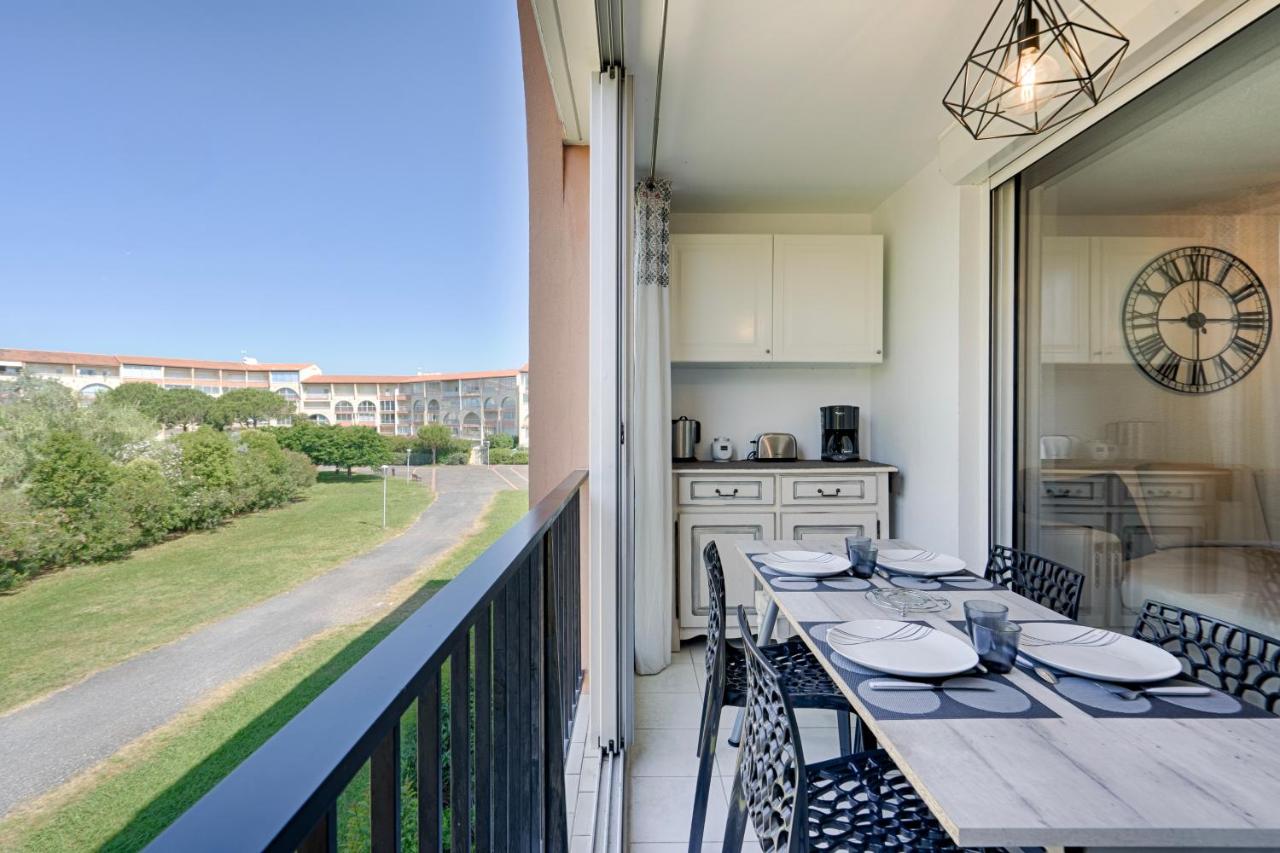 appartement T2 climatisé avec piscine secteur richelieu - Ferienwohnung