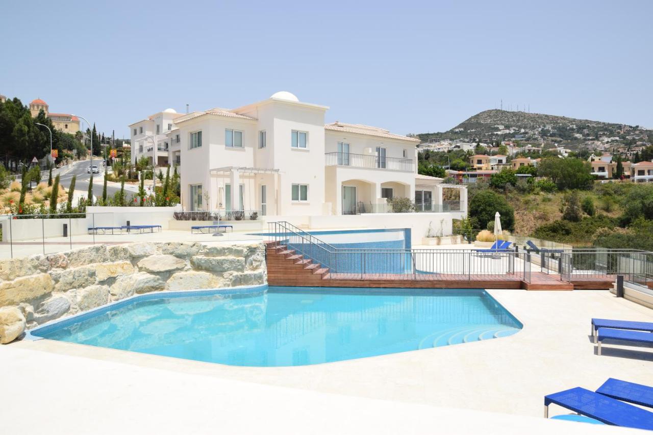 Tala Luxury apartments with pool by Raise - B&B