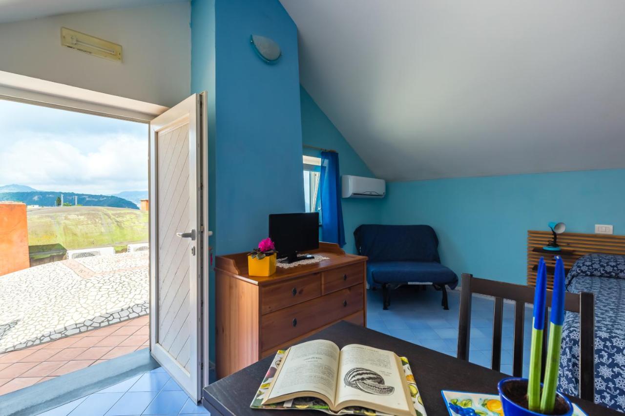 Appartamento Monolocale con Vista Mare