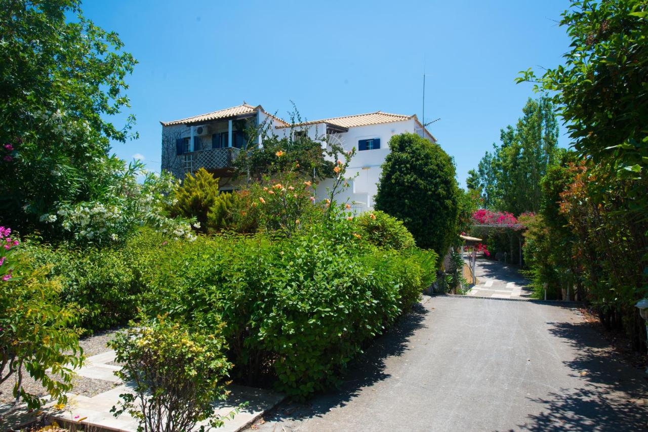 Ifigenia's Apartments - B&B