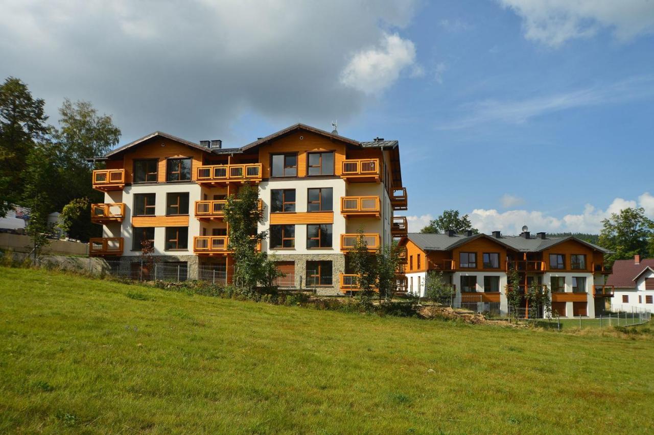 Apart Invest Waryńskiego 12 - B&B