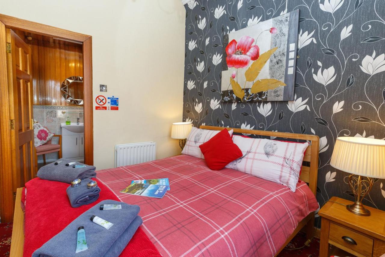 Standard Double Room with Garden View