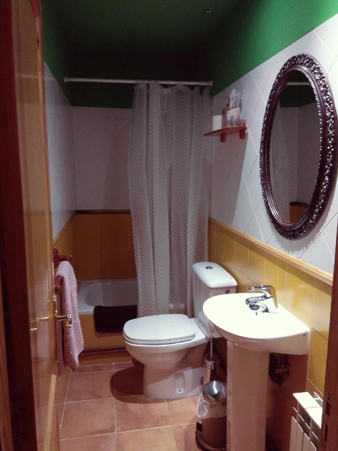 Vierbettzimmer mit Bad