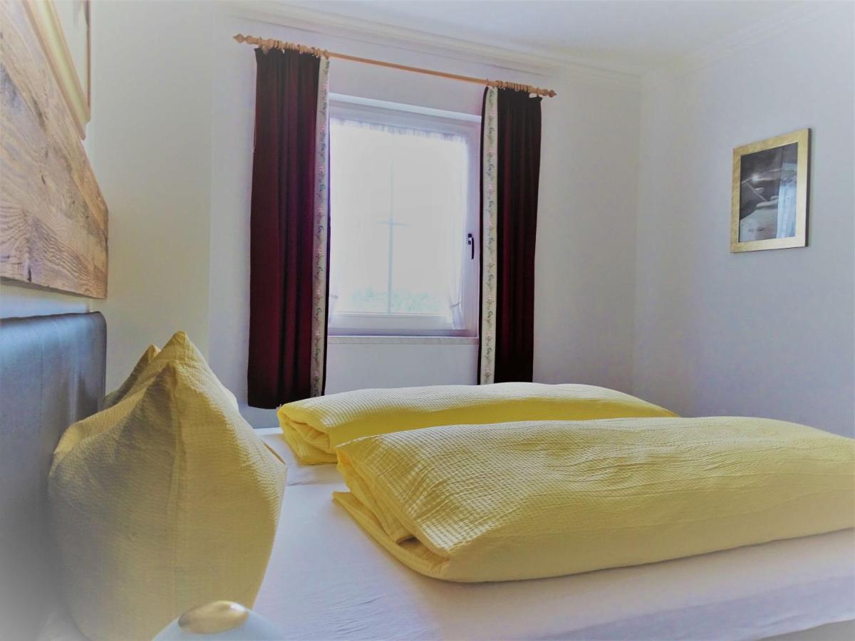 One-Bedroom Apartment with Balcony