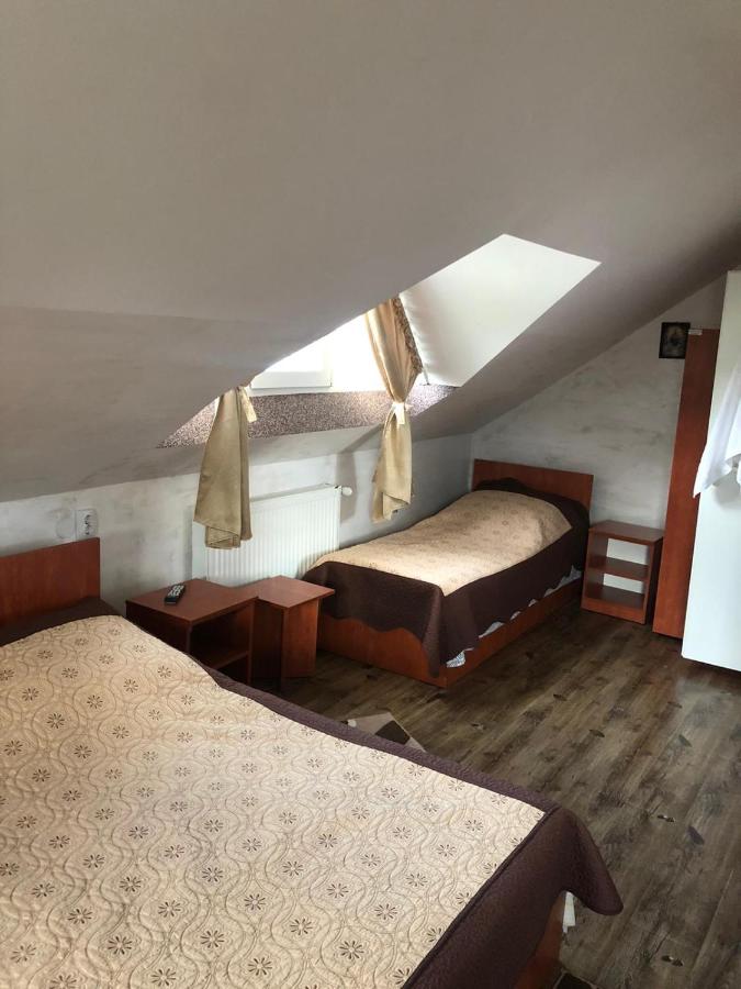 Chambre Triple avec Salle de Bains Privative