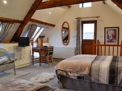 B&B Swansea - The Granary - Bed and Breakfast Swansea