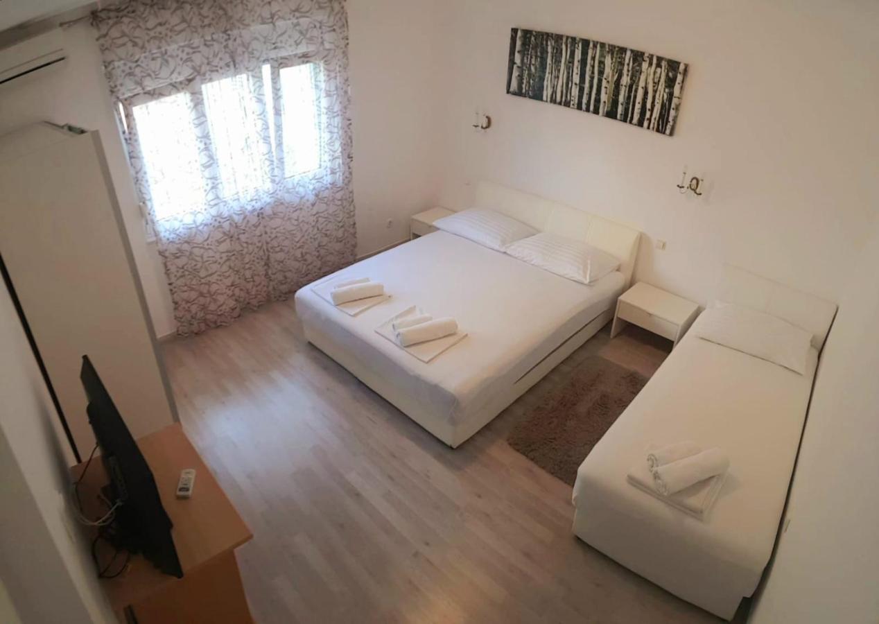 Apartment with Terrace