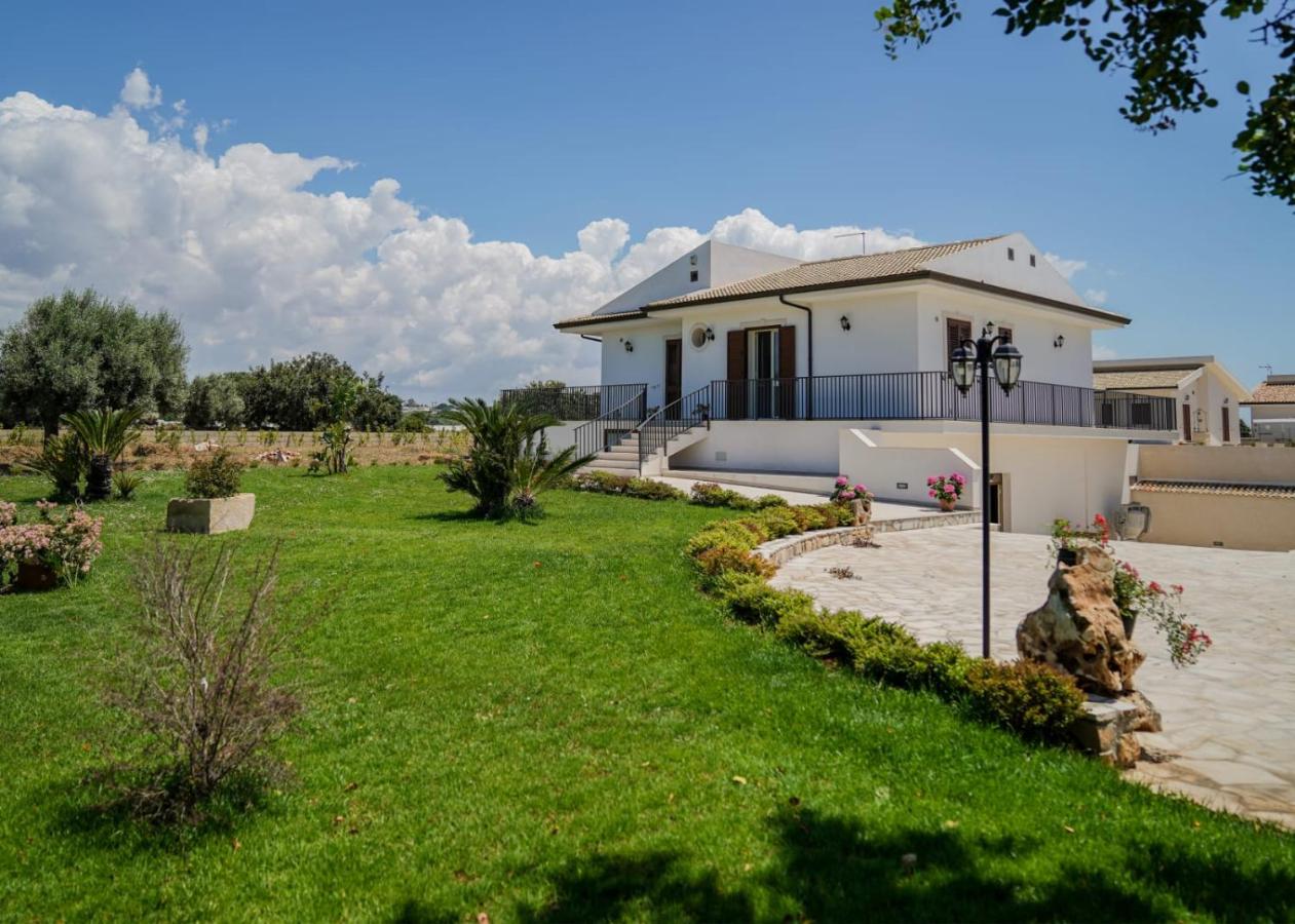 Casa vacanze IL MANDORLO - Chambres d’hôtes Scicli