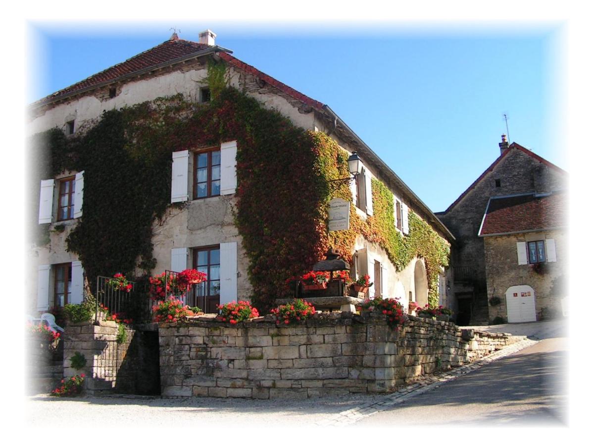 B&B Château-Chalon - Le CLOS DE L AMANDIER - Bed and Breakfast Château-Chalon