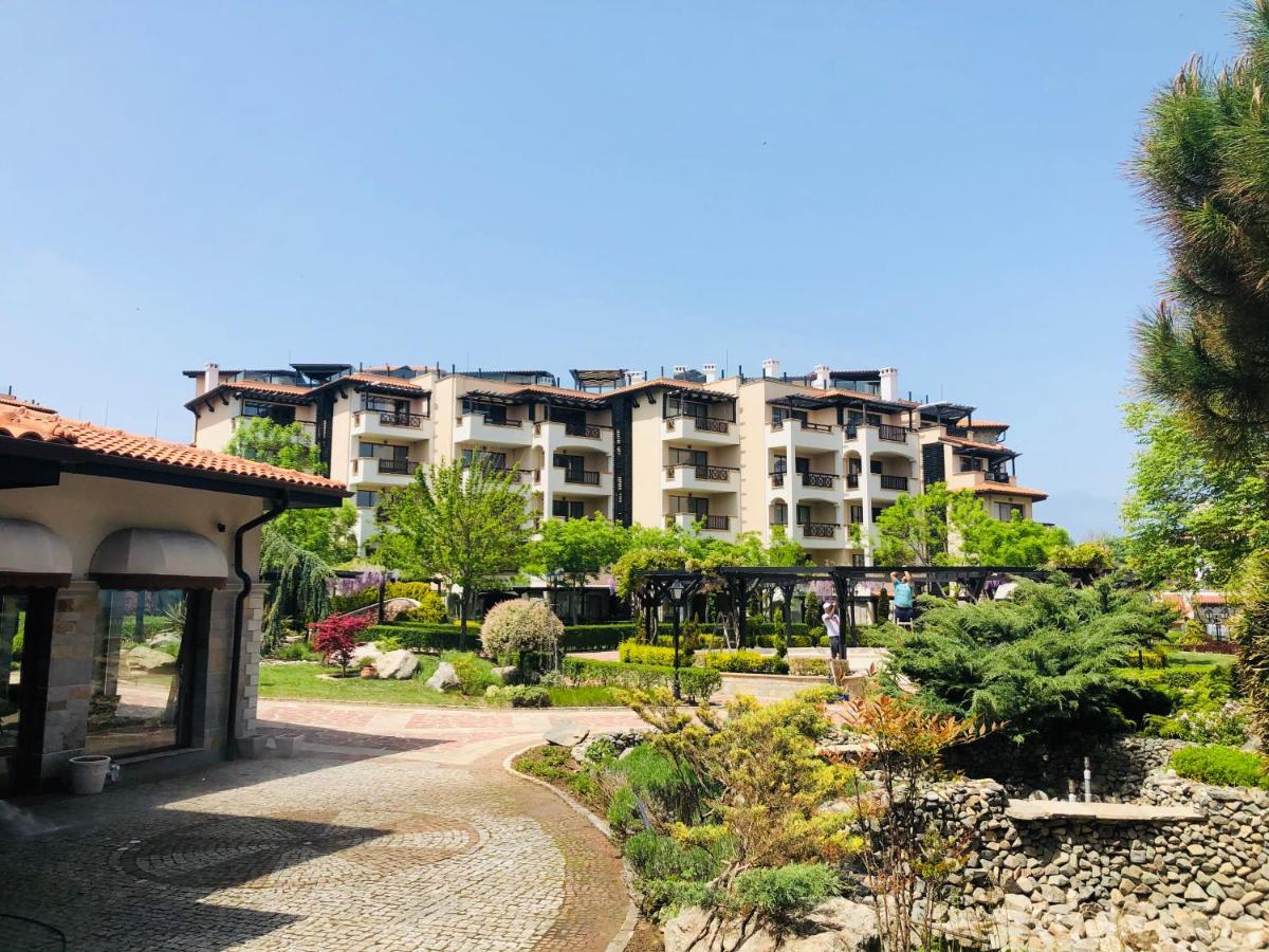 Oasis club apartments - B&B Lozenets