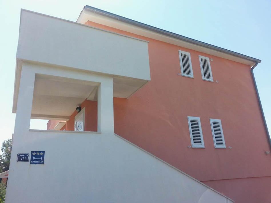 APARTMENT TONY - 2bdr Beachfront - B&B