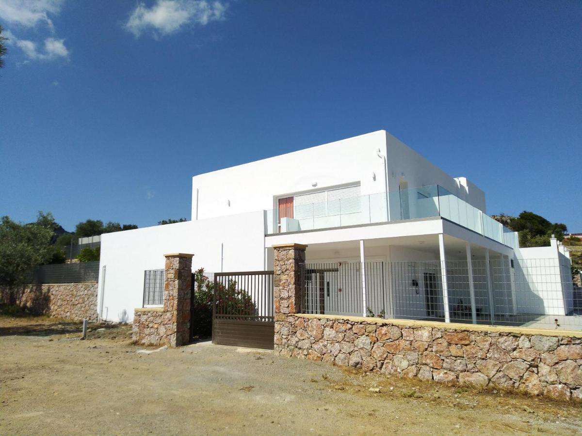Bouganville Bed & Breakfast Stegna - Bed and Breakfast