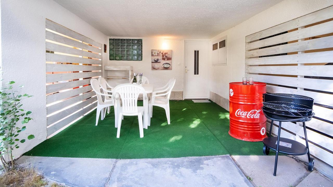 MyFlat Lucy Apartment - B&B Siófok