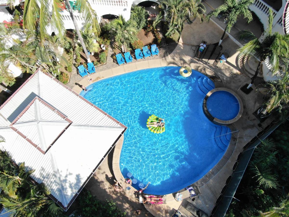 B&B Tamarindo - Hotel Mar Rey - Bed and Breakfast Tamarindo