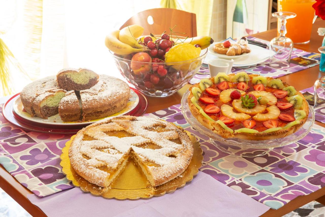 Anna e Augusto B&B --Embrace the world--4-minute walk from the Old Town丨Authentic local experience丨English-speaking staff and Wi-Fi - free shuttle to the station - Chambres d'hôtes Lucera