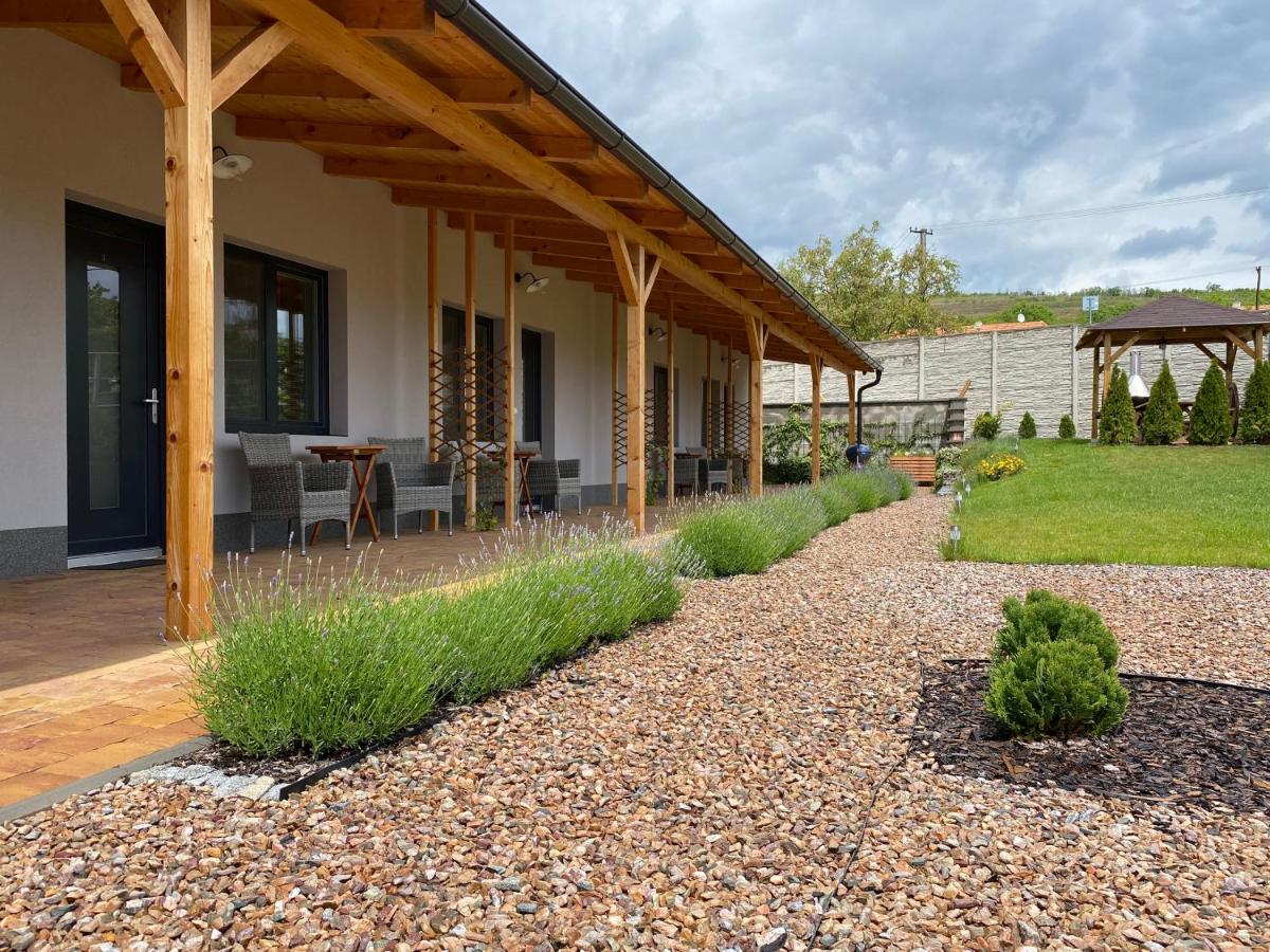 Apartmány Přítluky - Ferienwohnung Přítluky