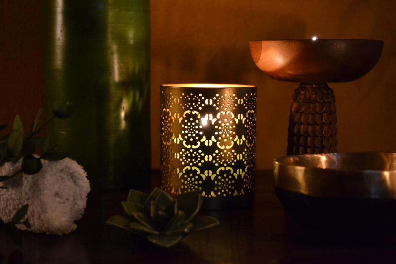 Massages du Monde - Bed and Breakfast Saint-Georges-sur-la-Prée