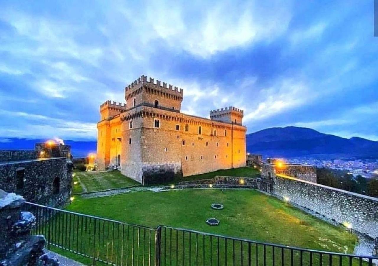 Iris Apartment, Parco Velino Sirente - B&B Celano