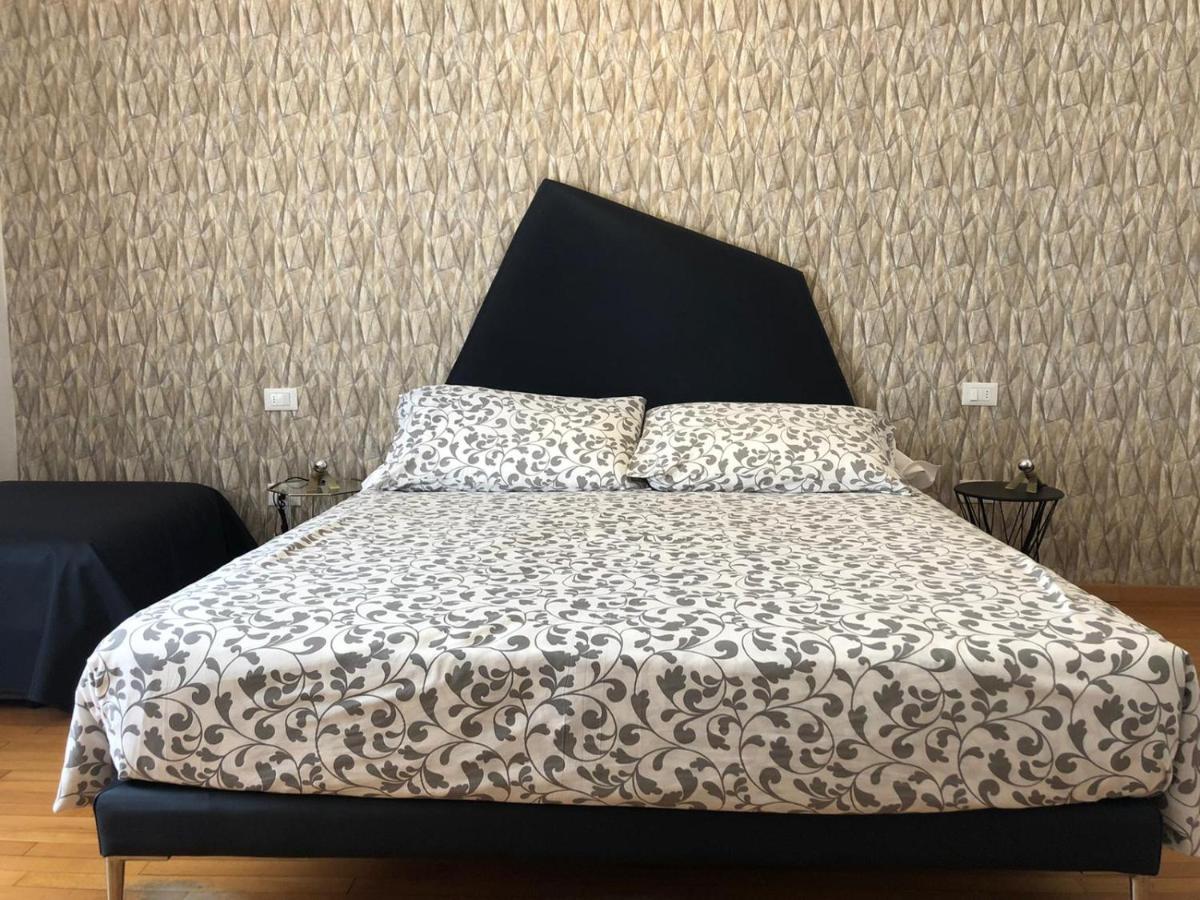 Tweepersoonskamer met Gedeelde Badkamer
